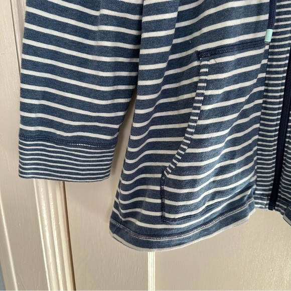 Talbots Zip Up Hoodie Blue & White Nautical Striped Front Pockets Coastal Size L - Picture 6 of 10